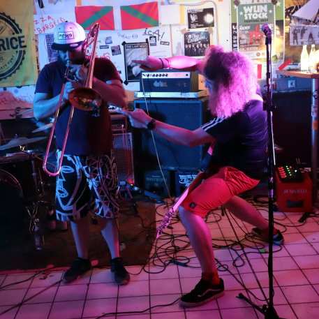 Mean Girls (ZA, Johannesburg) Punkrock City Hof - 1. August 2024 (14).JPG